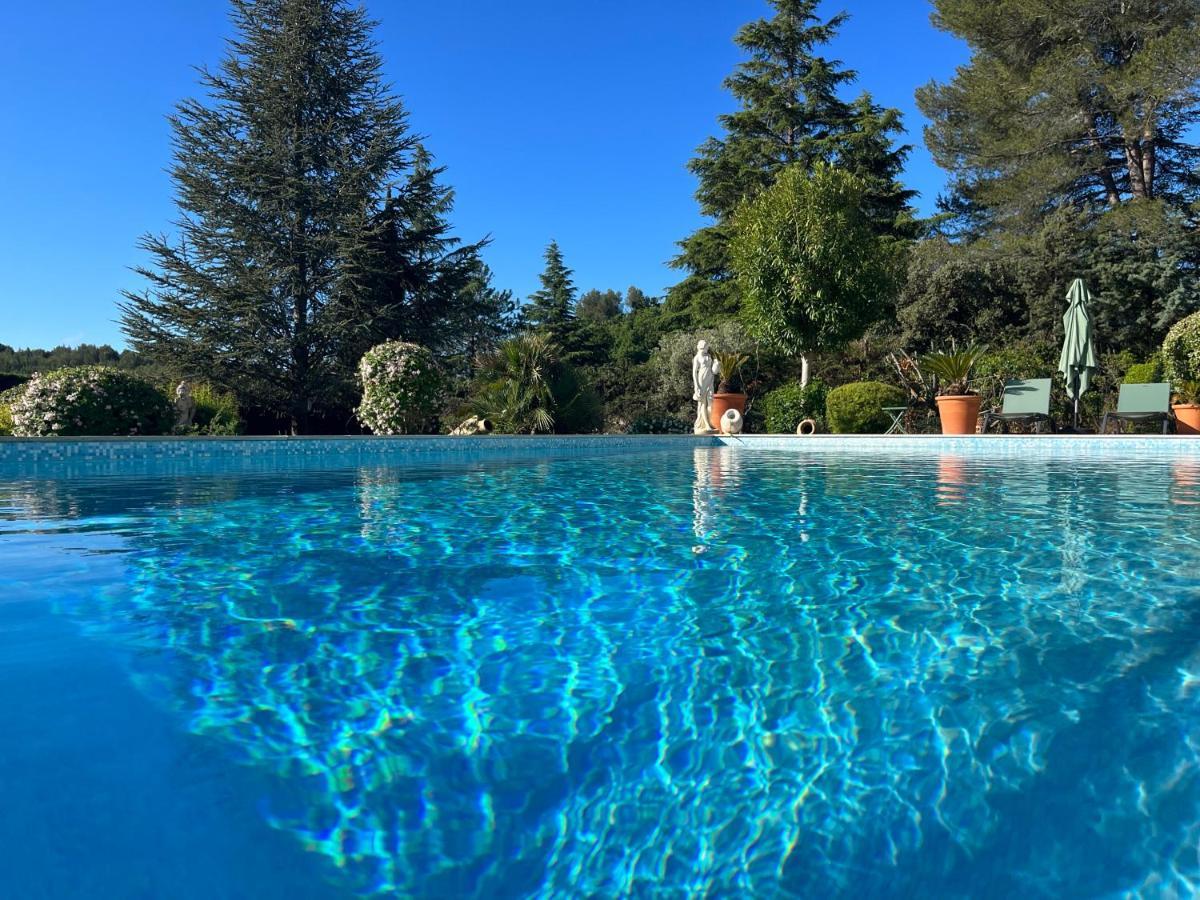 لو بوزيت Le Clos Serein المظهر الخارجي الصورة